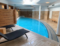 Indoor-Pool
