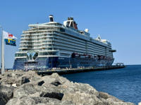 Mein Schiff 1 am Anleger in Visby